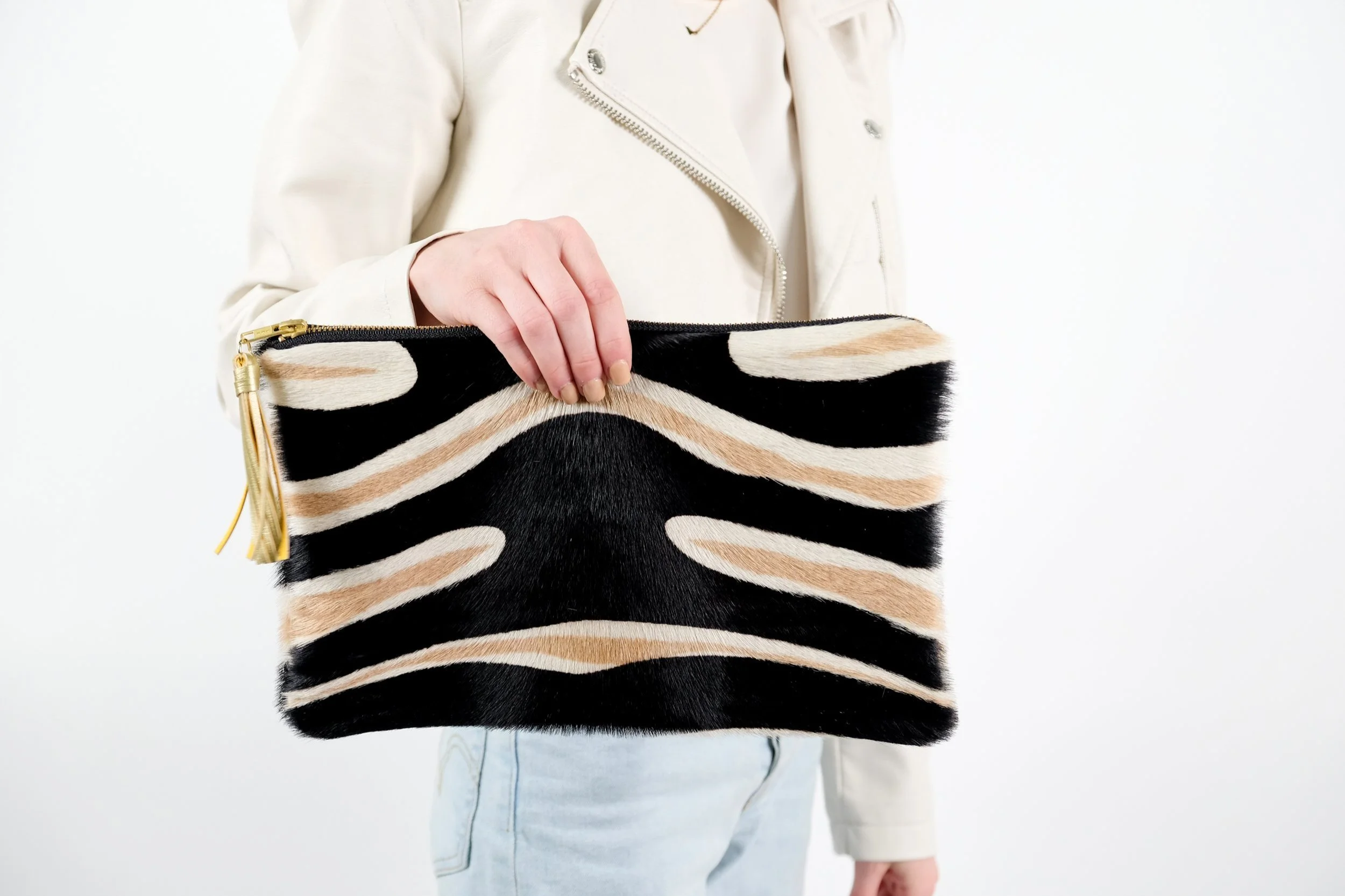 アクセサリー hyde Hyde Clutch in Zebra | Parker & Hyde